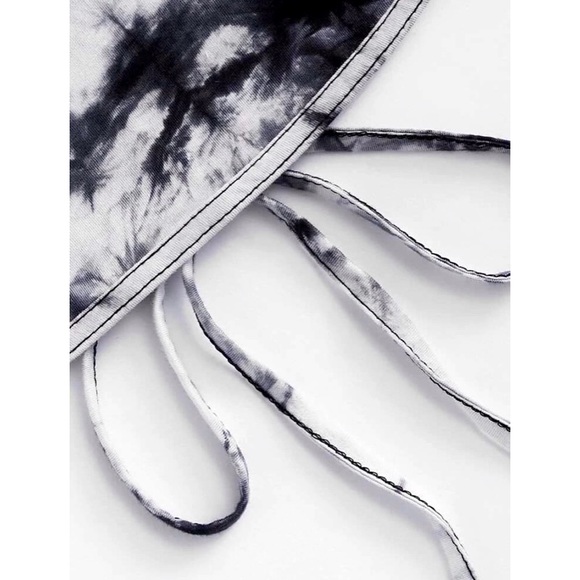 Marble Lace Up Halter Top - Picture 4 of 5